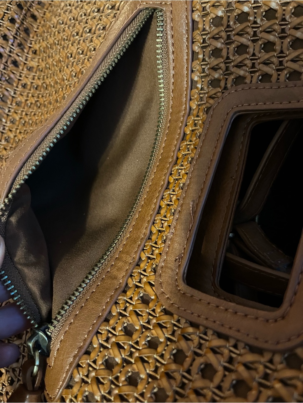Woven retro style purse - Picture 4 of 4